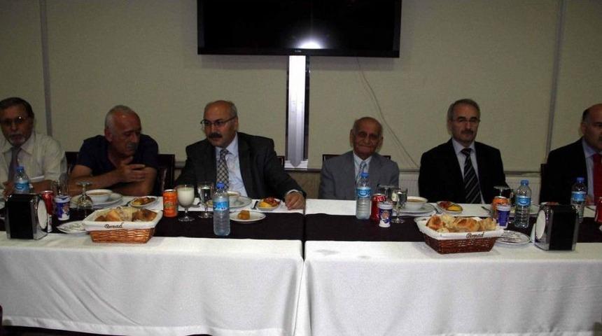 Vali K&ouml;şger'den Basın Mensuplarına Iftar