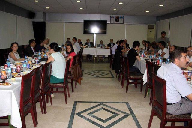 Vali Köşger'den Basın Mensuplarına Iftar