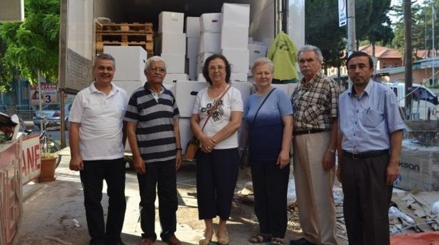 Kulalılar Derneği'nden Ailelere Yardım