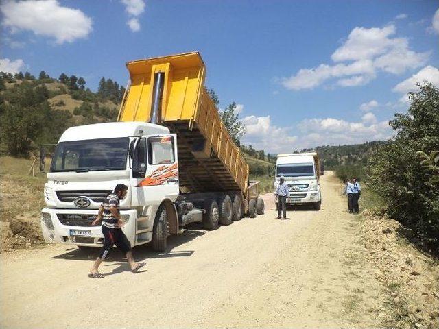 Kaymakam Çınar Asfaltlama Çalışmalarını İnceledi