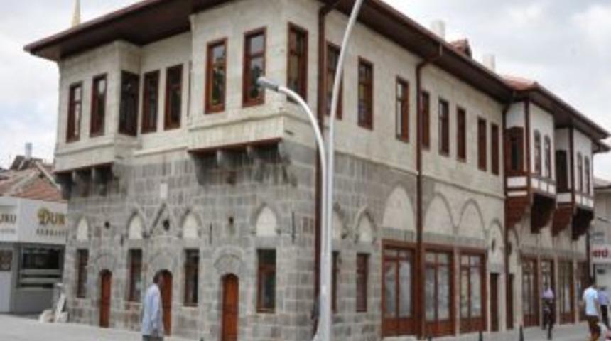 Karaman'da Taş Bina'nın Onarımı Tamamlandı