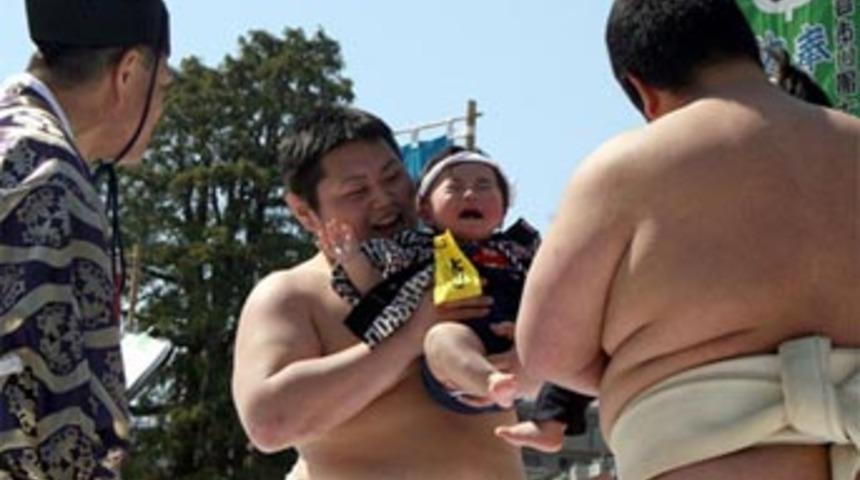 İlerde ağlamamaları i&ccedil;in