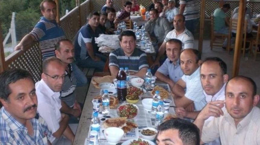 Taşeron İş&ccedil;iler İftar Yemeğinde Buluştu