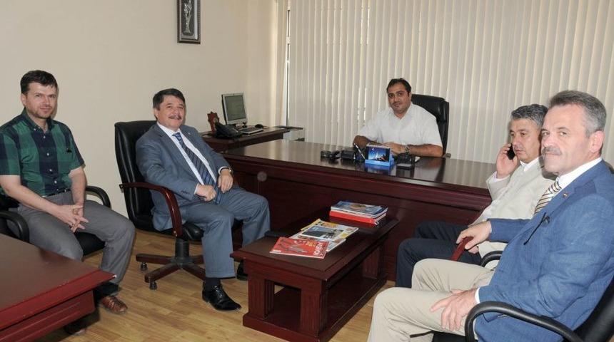 Tanrıverdi: T&uuml;rkiye&rsquo;deki Sorunların Altı Kazıldığında Demokrasi Boşluğu &Ccedil;ıkıyor