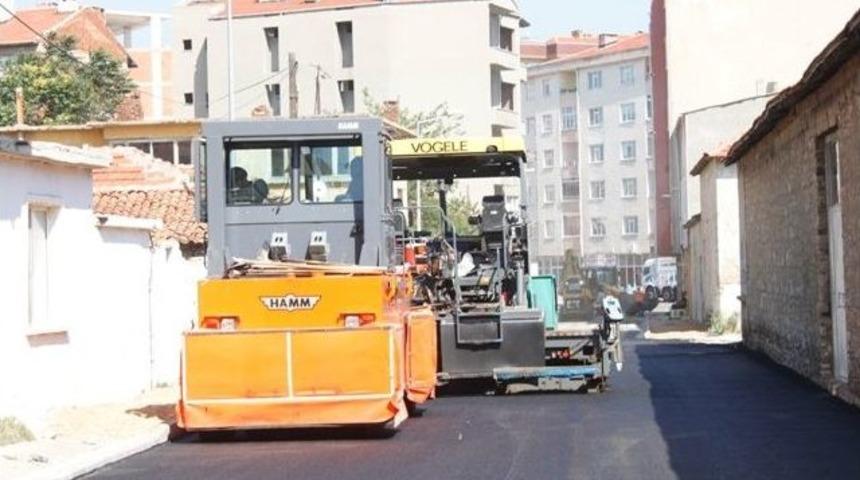 Kırklareli&rsquo;de Asfaltlama &Ccedil;alışmaları Devam Ediyor