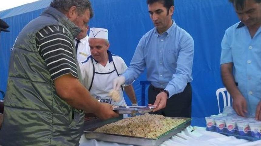 G&ouml;nen'de Her G&uuml;n Bir Iftarda Ihtiya&ccedil; Sahipleri Ağırlanıyor