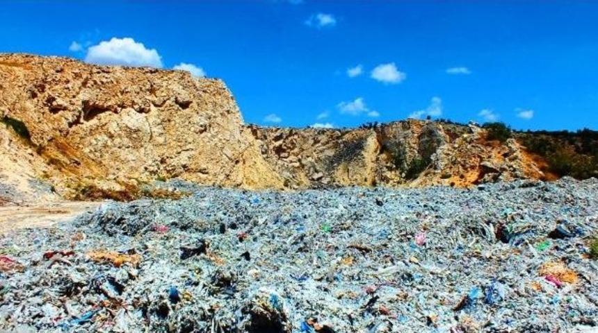 Deredeki Atıklar, &Ccedil;evrecileri Ve Vatandaşları Tedirgin Ediyor
