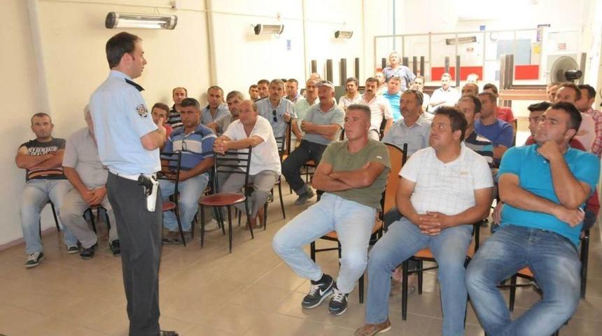 Şof&ouml;rlere Trafik Kuralları &Ouml;ğretildi