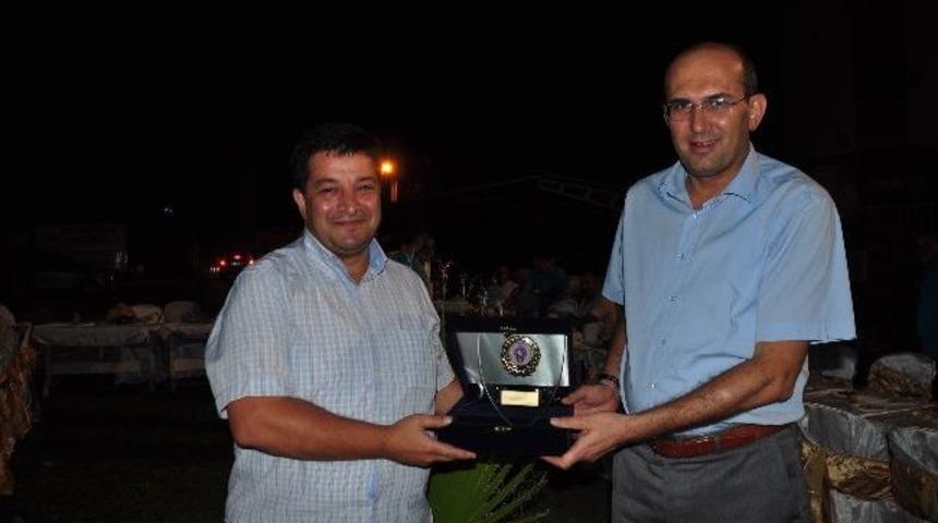 Uğur M&uuml;d&uuml;r&rsquo;e Veda Yemeğı Verıldı