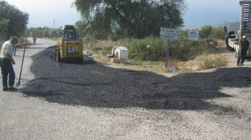 Manisa'da Sancaklı İğdecik&rsquo;te Asfaltlama Başladı