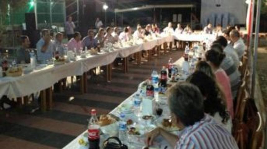 Ak Parti Karşıyaka'da Durmak Yok