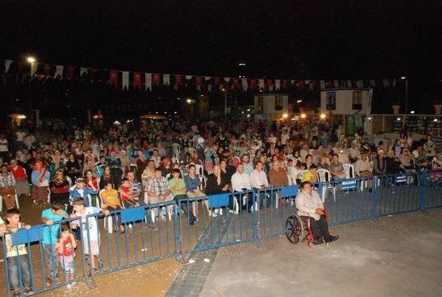 İzmit Doğu Kışla Parkı İlahilerle İnledi