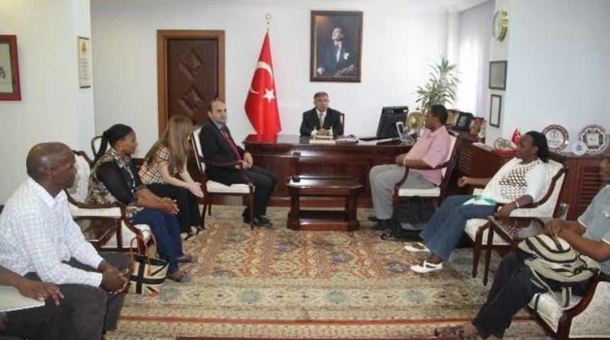 Arıcılık İ&ccedil;in Tanzanya&rsquo;dan D&uuml;zce&rsquo;ye Geldiler