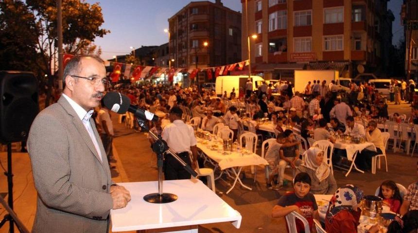 &Ouml;mer Din&ccedil;er, Esenyurtlularla Oru&ccedil; A&ccedil;tı