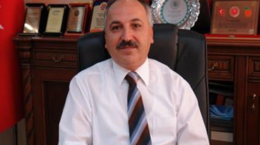 &Ouml;ğrencilerle Ilgili Yeni Kıyafet Y&ouml;netmeliği Esnafı Sevindirdi