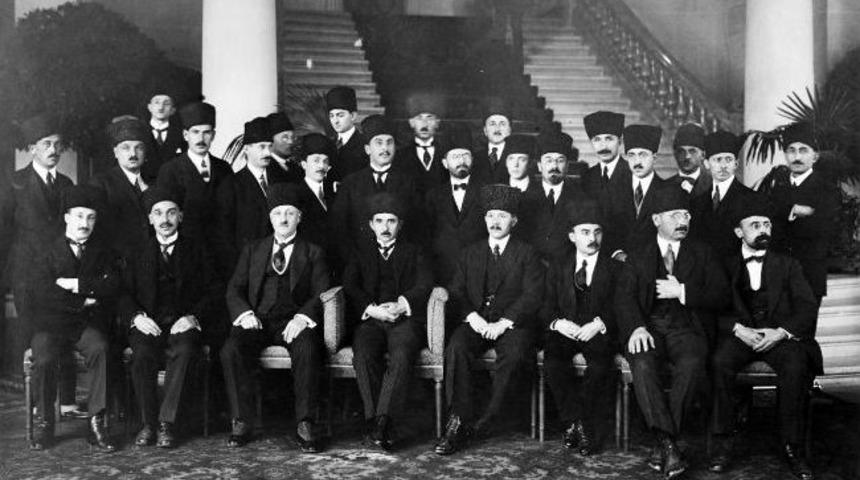 Makale Ve &Ouml;yk&uuml; Yarışmasına Başvurular S&uuml;r&uuml;yor