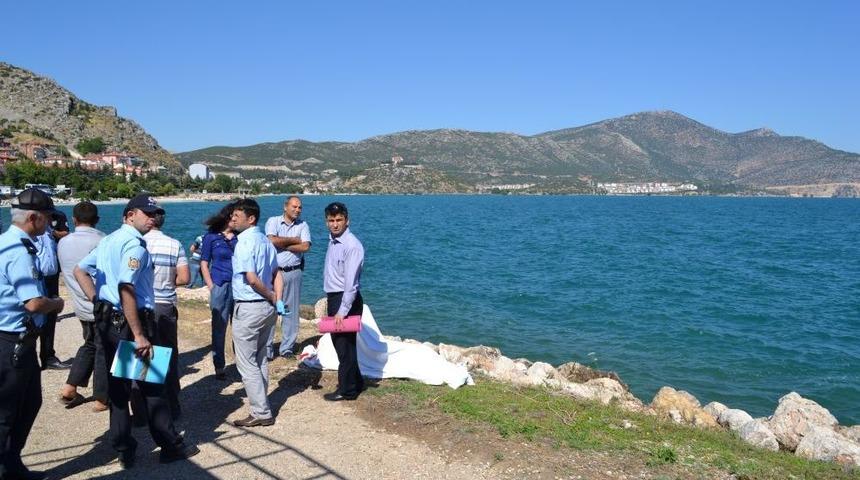 Eğirdir G&ouml;l&uuml;&rsquo;nde Ceset Bulundu