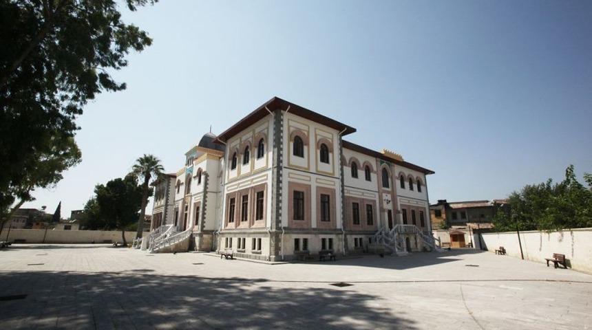 Asırlık Binanın 20 Yıllık &Ouml;ğrenci Hasreti Bitiyor