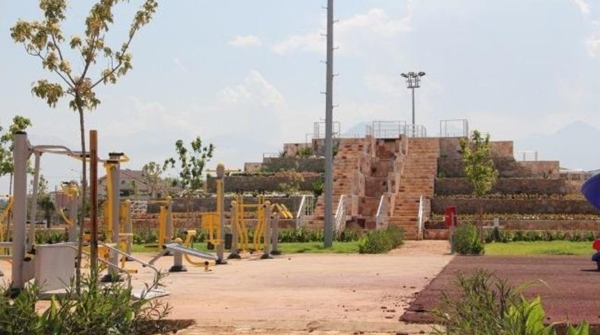 Başkan Tursun &Ccedil;alışmaları Anlattı