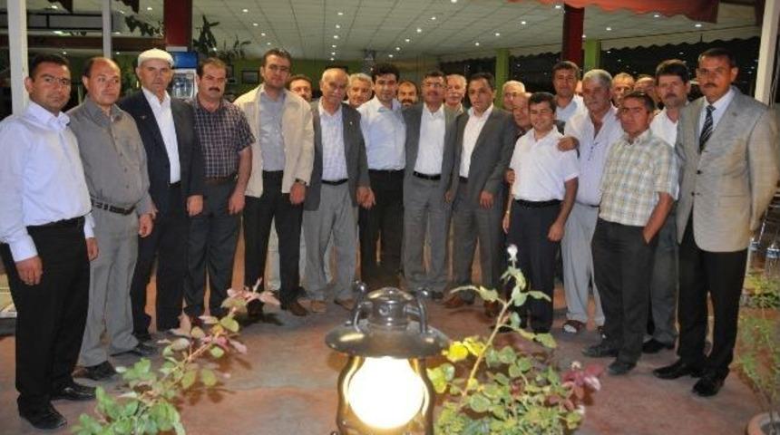 Başkan Akdoğan&rsquo;dan Muhtarlara İftar Yemeği