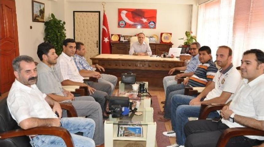 Kızıltepe'de G&ouml;rev Yapan Basın Mensupları Kaymakam Yırık'ı Ziyaret Etti