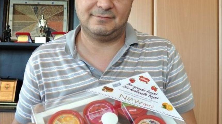 G&uuml;lsan Kahvaltı Tepsisi D&uuml;nya Sofralarında