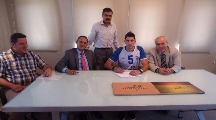 Şahinbey Belediye Voleybol Takımının Hedefi Birinci Lig