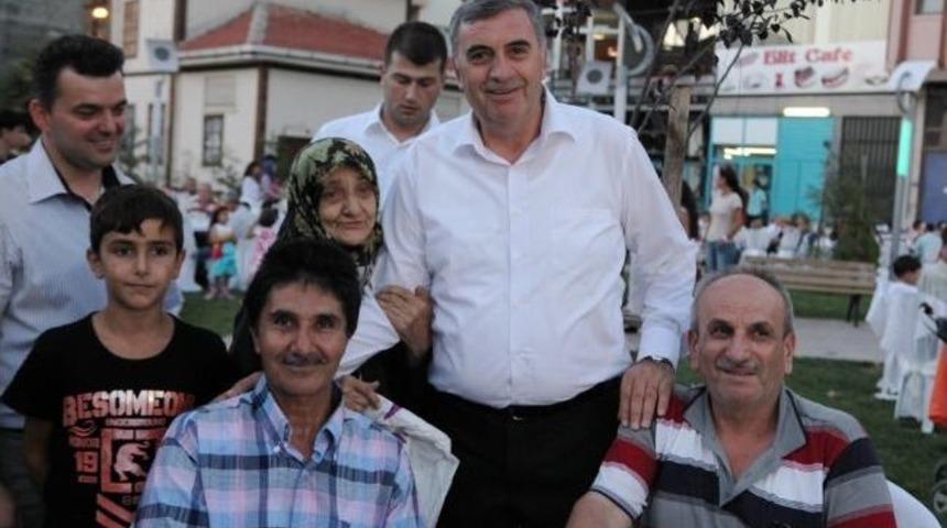 G&ouml;n&uuml;l Sofraları Karasu&rsquo;da Kuruldu