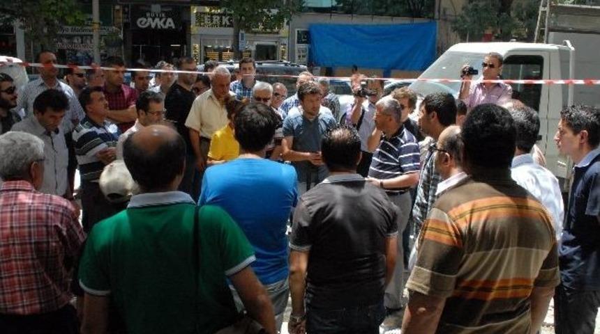 'ağa&ccedil; Kesme' Meselesinde Kavga &Ccedil;ıktı