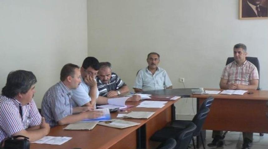 Boz&uuml;y&uuml;k'te &Ouml;ğrenci Taşıma İhalesi Yapıldı