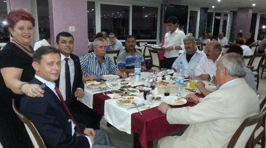 Chp İftarda Muhtarlarla Buluştu