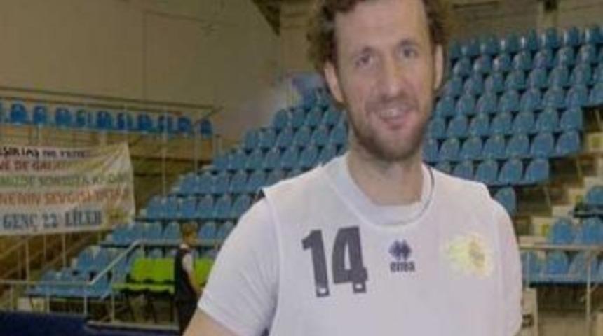 Reha &Ouml;z Yuvaya D&ouml;nd&uuml;