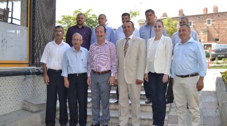 Chp, Yeni İl&ccedil;e Başkanlarını Tanıttı