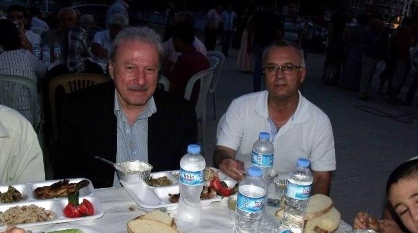 Nişan Y&uuml;z&uuml;klerini Başkan Okay Taktı