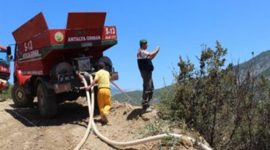 Alanya'da Farklı Zamanlarda 3 Ayrı Noktada Yangın Çıktı