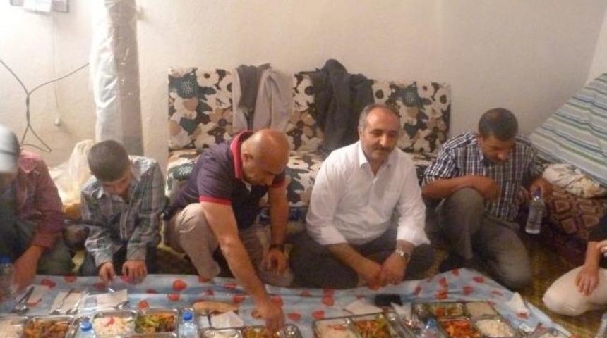 Başkan Arslan Özmen Ailesiyle İftar Açtı