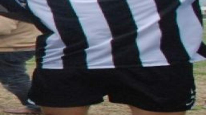 Acarlar Belediyespor'da Beş İmza