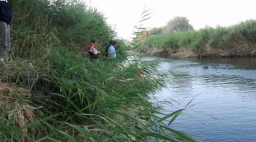 Kızılırmak 2 genci daha yuttu