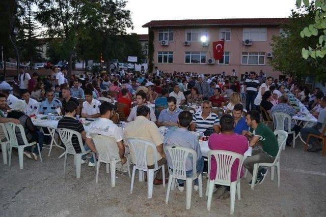 Keşan Devlet Hastanesi’nin İftarına Yoğun İlgi