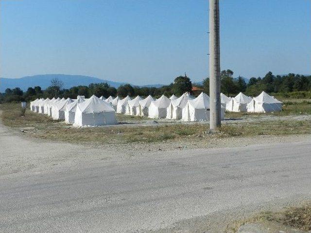 Düzce’de Fındık İşçilerine 7 Bölgede Çadır Kent Kuruluyor