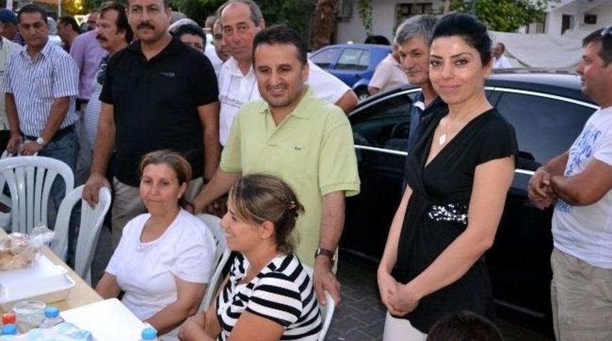 Muğla Ak Parti Milletvekili Y&uuml;ksel &Ouml;zden Dat&ccedil;a'da İftar Yemeği Verdi