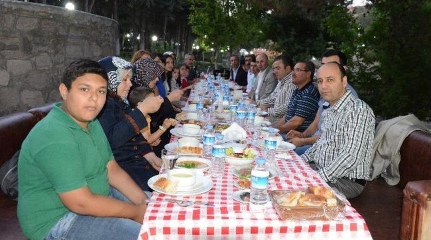 Uşak Belediyesi&rsquo;nden Ahde Vefa