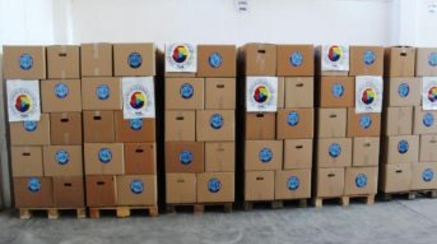&Ouml;demiş Ticaret Odası Yardım Paketlerinin Dağıtımına Devam Ediyor