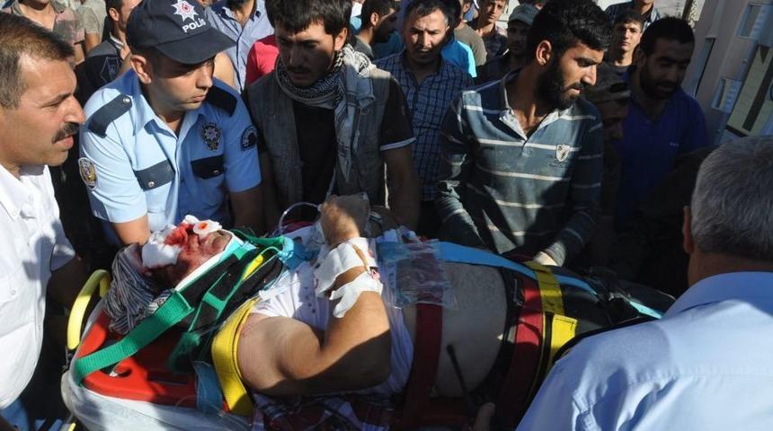 Kırşehir TOKİ Konutlarında Kule Vin&ccedil; D&uuml;şt&uuml;, 1 Kişi Yaralandı