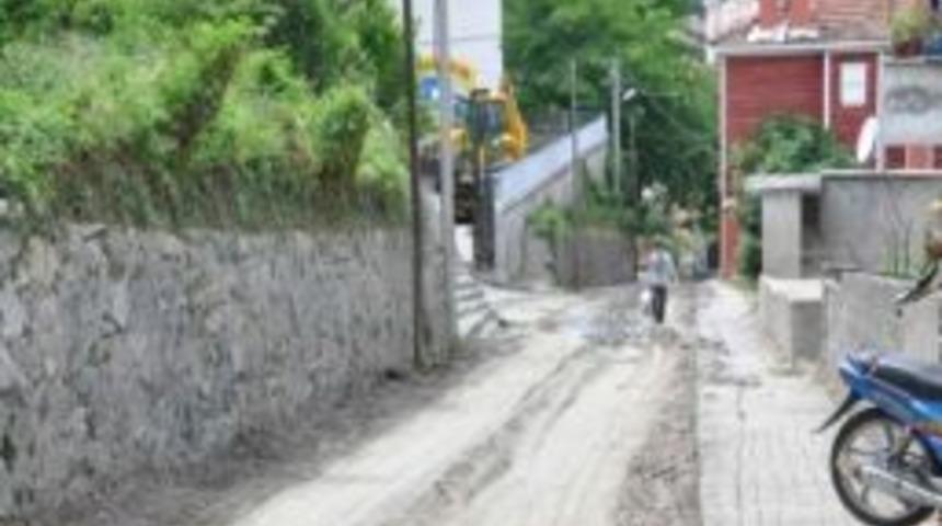 İnebolu&rsquo;da Kaymakam Yokuş Yolu Onarılıyor