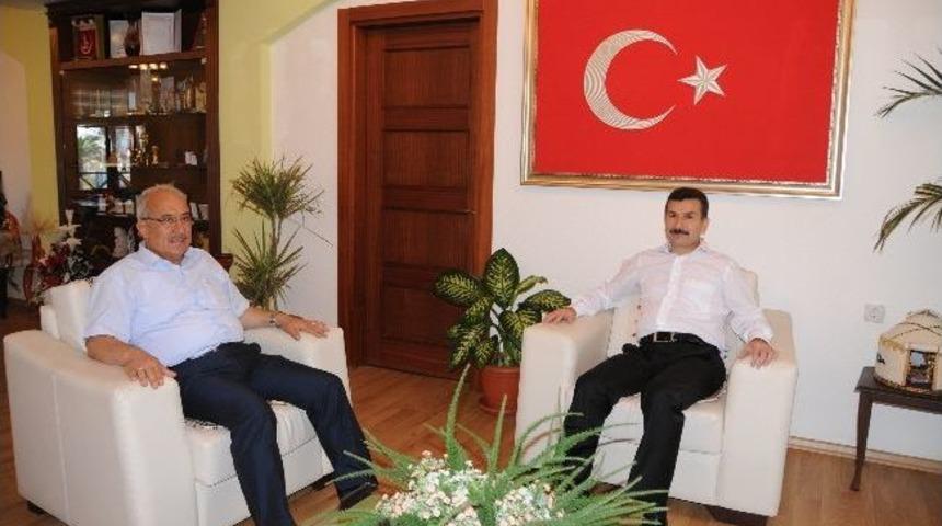 Kaymakam G&uuml;ldibi&rsquo;den Başkan Kocamaz&rsquo;a Veda Ziyareti