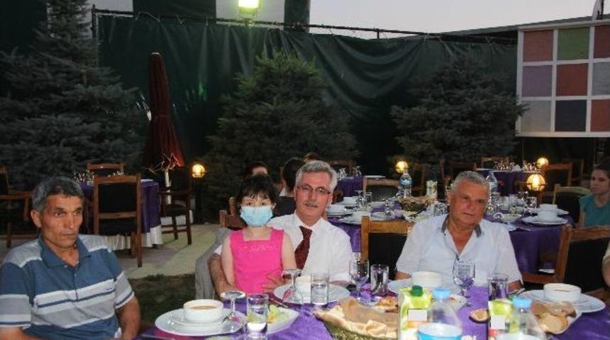 Kırklareli Belediyesi'nden L&ouml;semili &Ccedil;ocuklar Ve Aileleri İle İftar