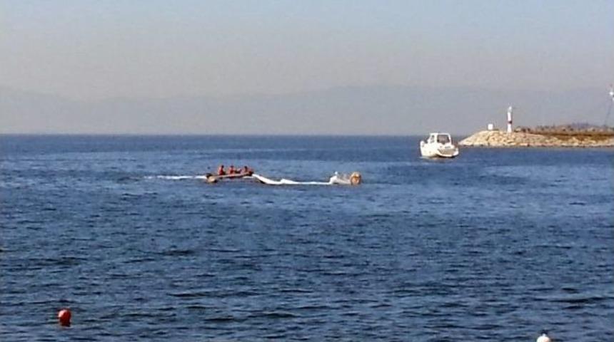 Tuzla&rsquo;da Balık&ccedil;ı Teknesi Battı