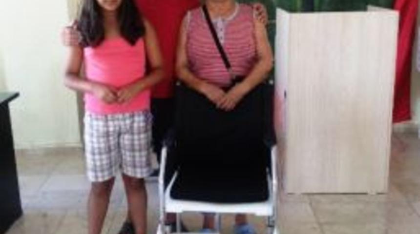 Didim Cemevine Bağışlanan Tekerlekli Sandalyeler İhtiya&ccedil; Sahiplerine Verildi