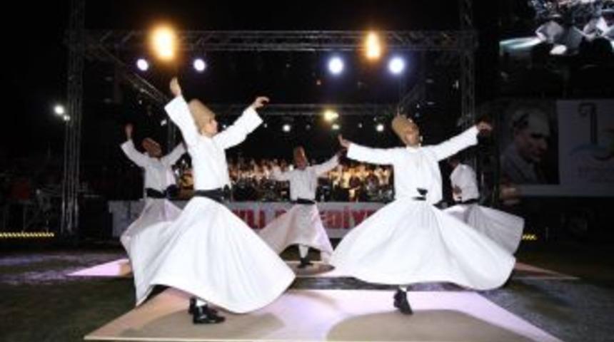 İzmir'deki Erzurum Gecesine Erzurum Belediye Başkanı Da Katıldı